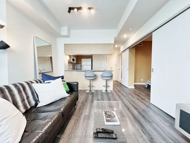 Additional property image - 228 Queens Quay Unit 1006