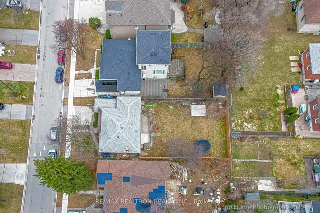 Additional property image - 81 Baycrest Ave