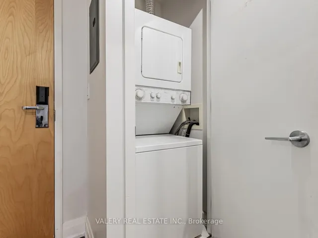Additional property image - 36 Blue Jays Way Unit 622