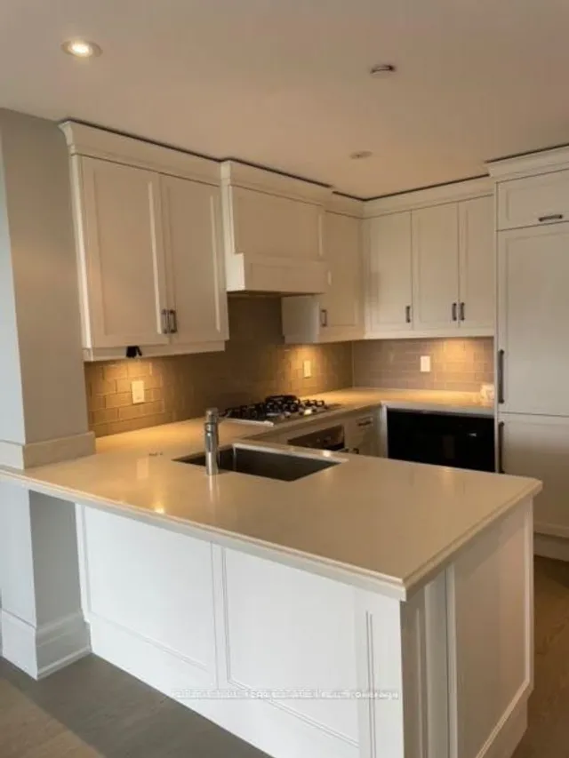 Additional property image - 181 Davenport Rd Unit 308