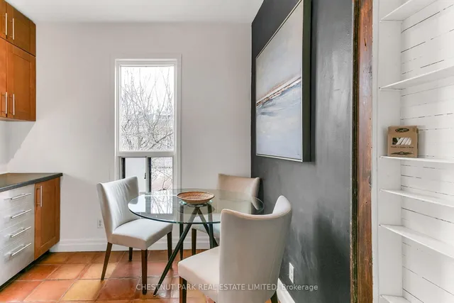 Additional property image - 131 Montrose Ave