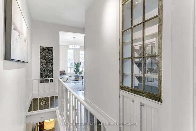 Additional property image - 131 Montrose Ave