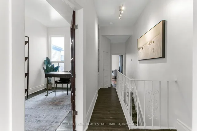 Additional property image - 131 Montrose Ave