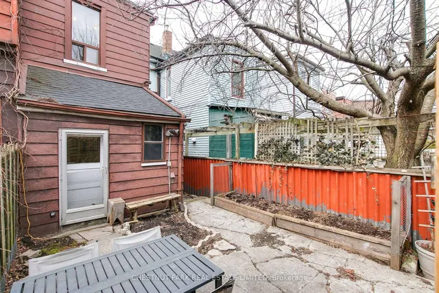 Additional property image - 131 Montrose Ave