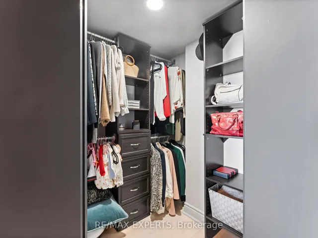 Additional property image - 550 Queens Quay Unit 412