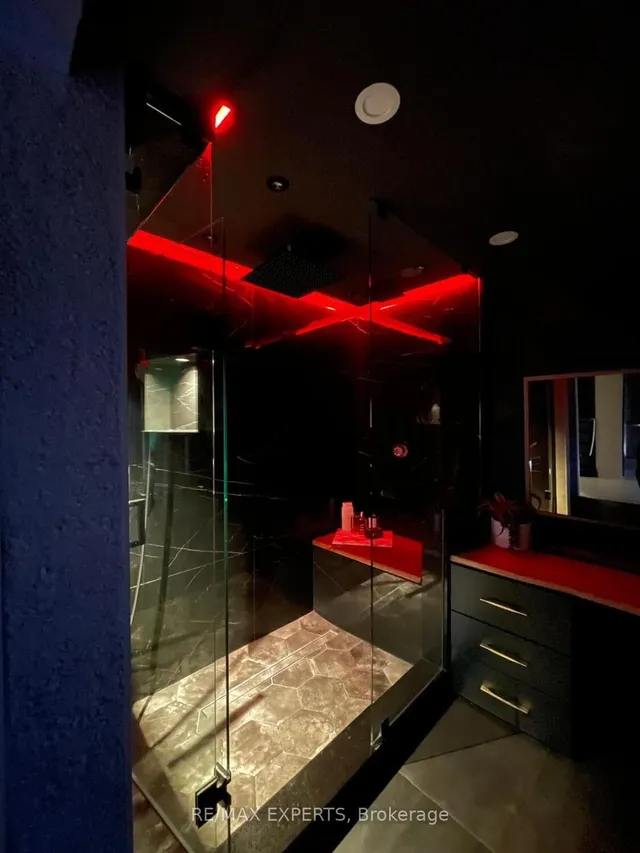 Additional property image - 550 Queens Quay Unit 412
