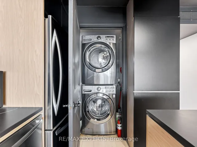 Additional property image - 550 Queens Quay Unit 412
