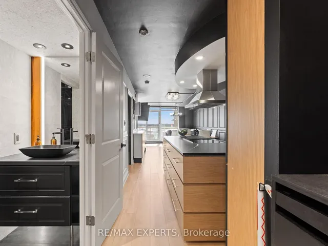 Additional property image - 550 Queens Quay Unit 412