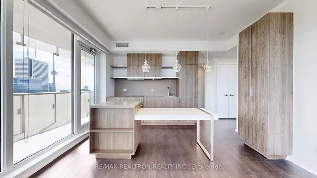 Additional property image - 197 Yonge St Unit 5905