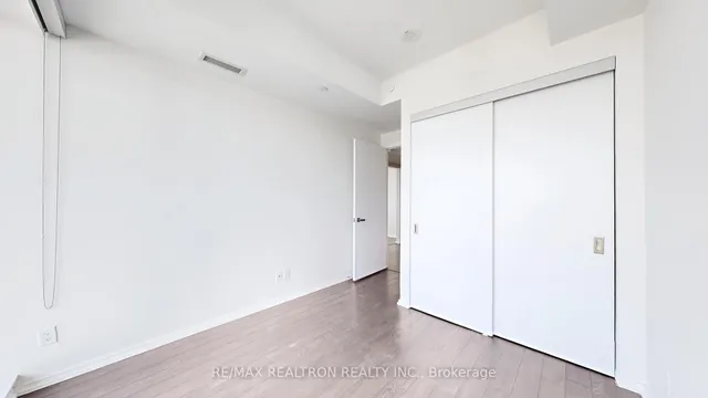 Additional property image - 197 Yonge St Unit 5905