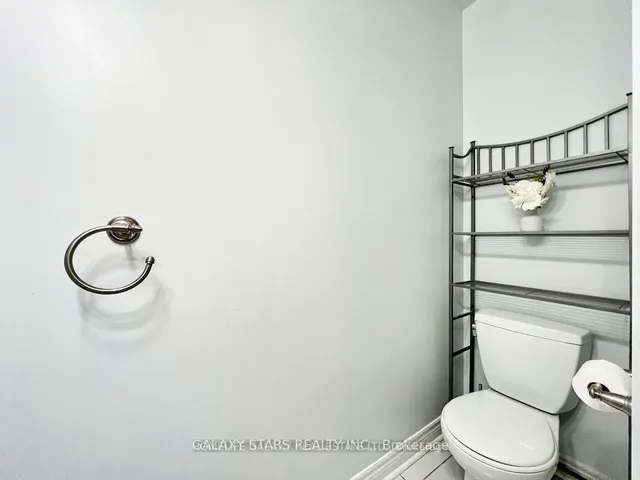 Additional property image - 8 E Hycrest Ave
