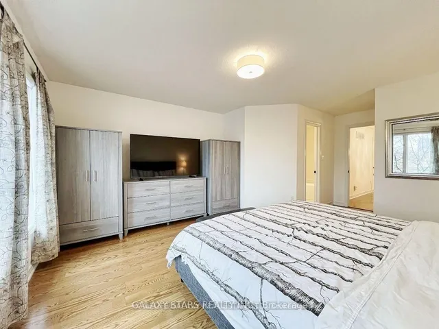 Additional property image - 8 E Hycrest Ave