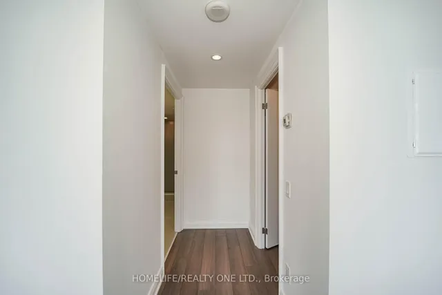 Additional property image - 155 Yorkville Ave Unit 2915