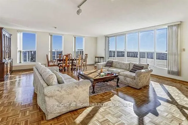 Additional image 3 of 130 Neptune Dr Unit 1601