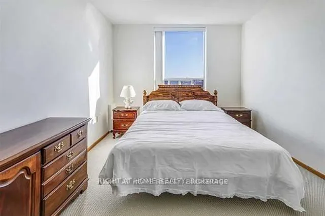 Additional image 7 of 130 Neptune Dr Unit 1601