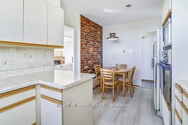 Additional image 5 of 130 Neptune Dr Unit 1601