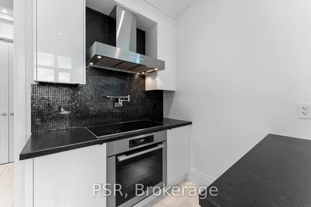 Additional property image - 311 Bay St Unit 4704