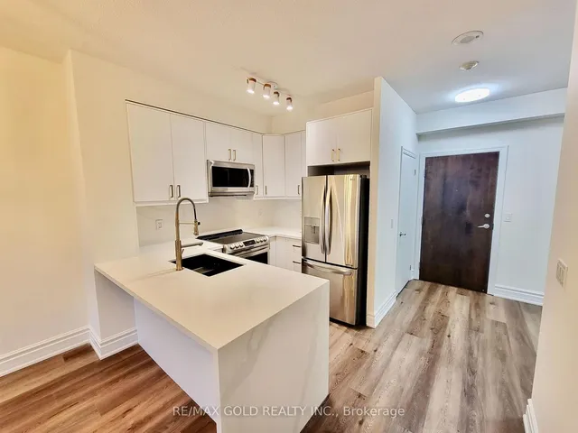 Additional image 2 of 16 Yonge St Unit 3307