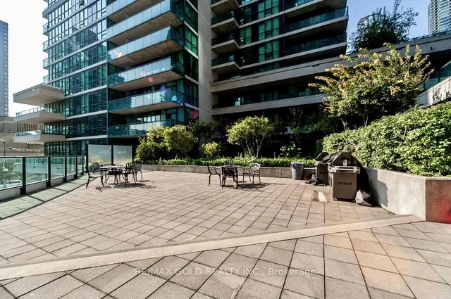 Additional image 38 of 16 Yonge St Unit 3307