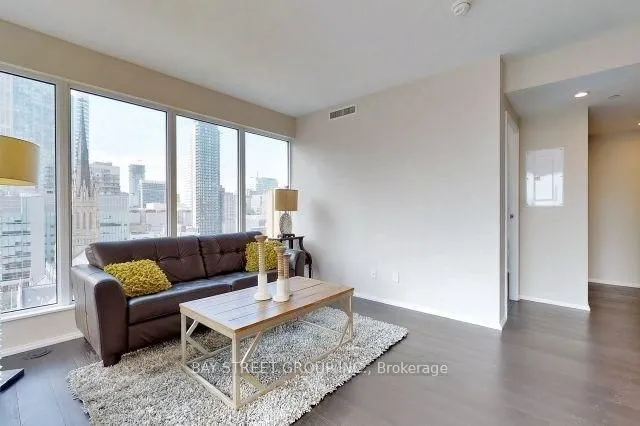 Additional property image - 68 Shuter St Unit 1205