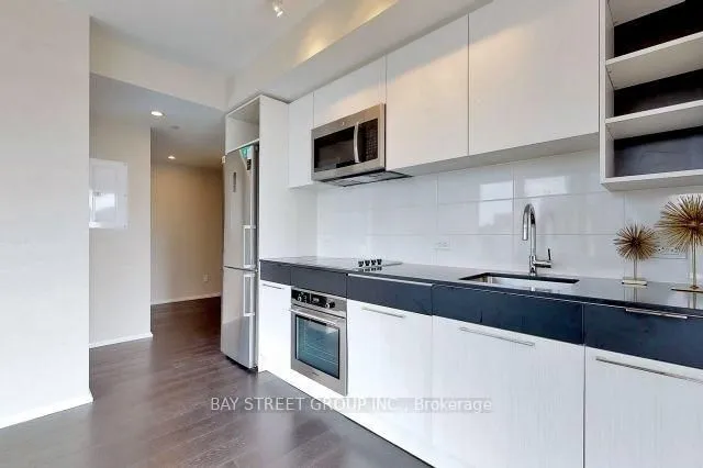 Additional property image - 68 Shuter St Unit 1205