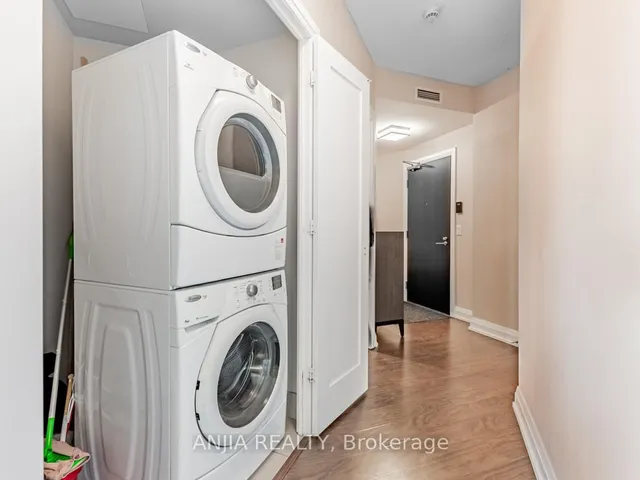 Additional image 26 of 2 Anndale Dr Unit 1408