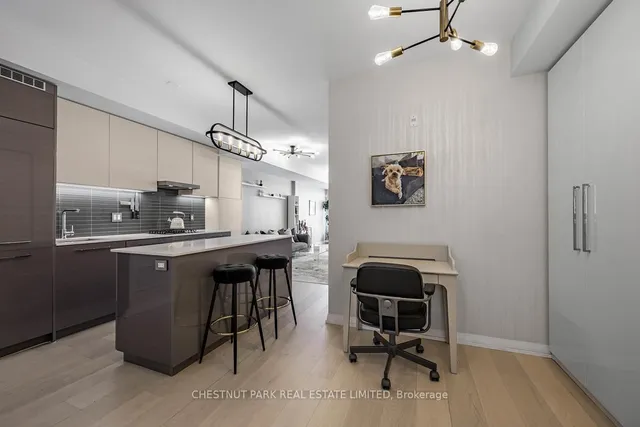 Additional property image - 835 St. Clair Ave Unit 304