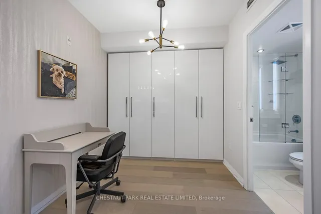 Additional property image - 835 St. Clair Ave Unit 304