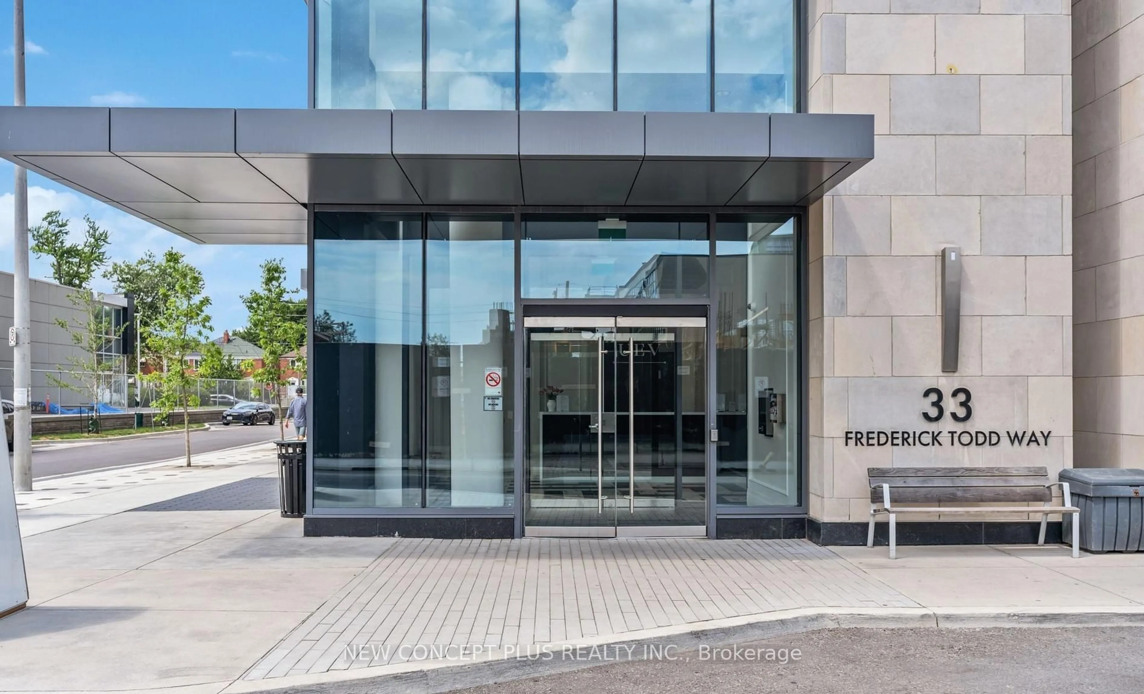 Indoor foyer for 33 Frederick Todd Way N/A #602, Toronto Ontario M4G 0G9