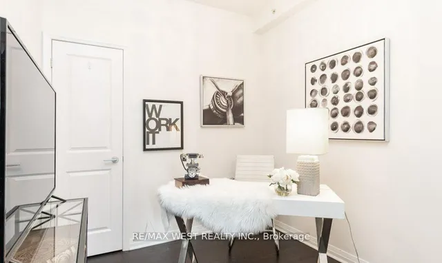 Additional property image - 8 Mercer St Unit 1308
