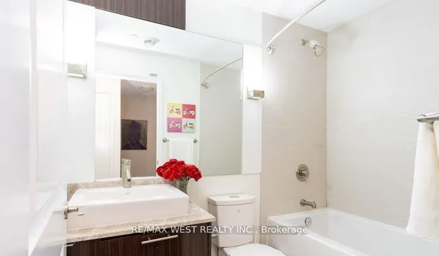 Additional property image - 8 Mercer St Unit 1308