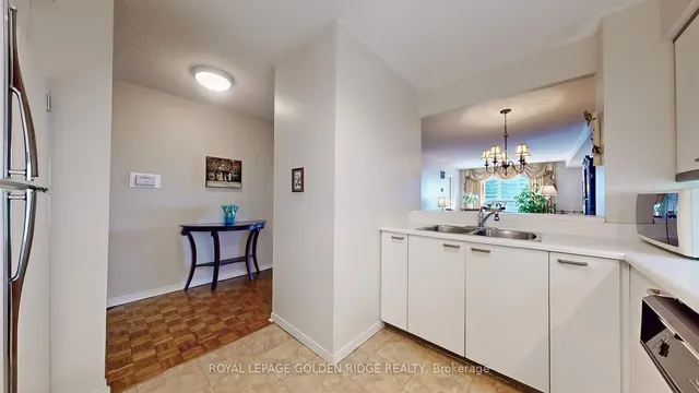 Additional property image - 100 Upper Madison Ave Unit 2705