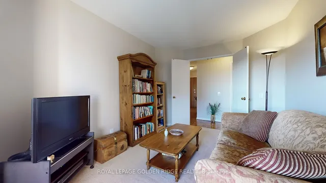 Additional property image - 100 Upper Madison Ave Unit 2705
