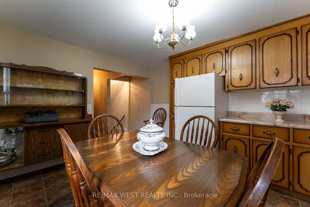 Additional property image - 275 Claremont Ave