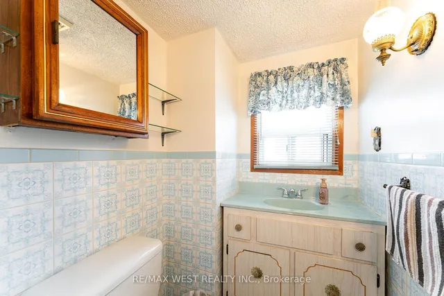 Additional property image - 275 Claremont Ave