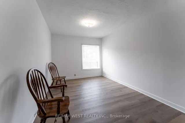 Additional property image - 275 Claremont Ave