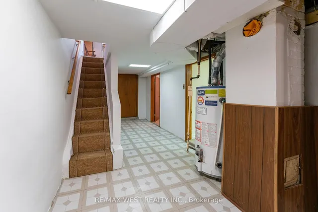 Additional property image - 275 Claremont Ave