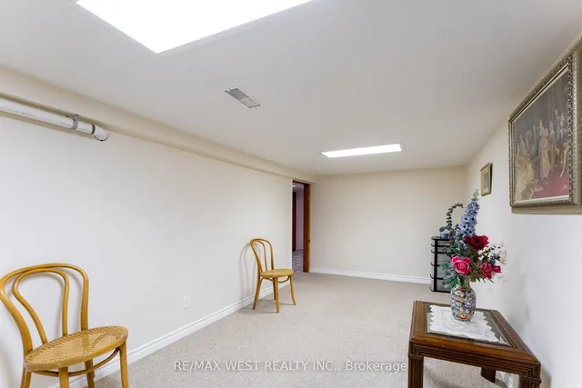 Additional property image - 275 Claremont Ave