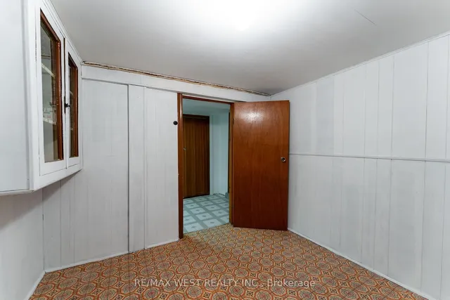 Additional property image - 275 Claremont Ave