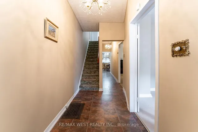 Additional property image - 275 Claremont Ave