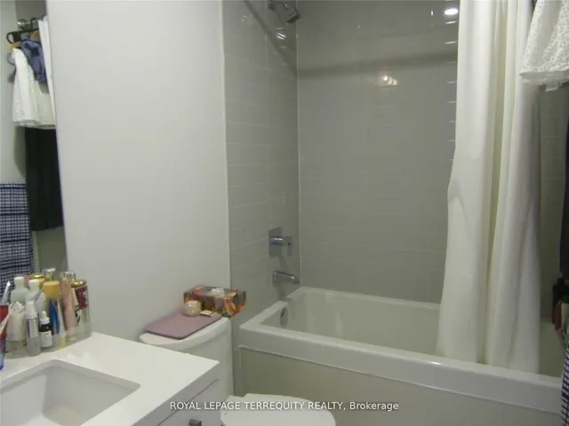 Additional property image - 39 Brant St Unit 909