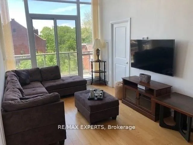 Additional property image - 530 St Clair Ave Unit 302