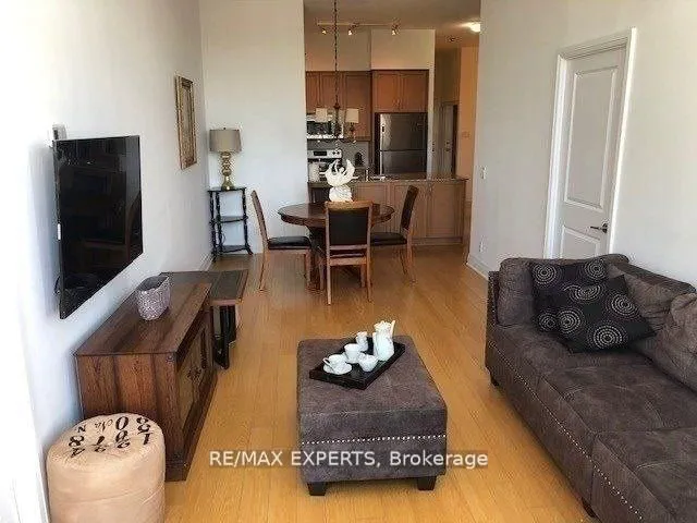 Additional property image - 530 St Clair Ave Unit 302