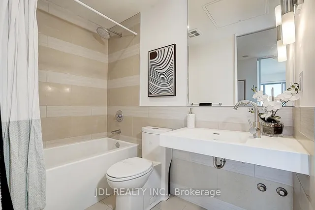 Additional property image - 390 CHERRY St Unit 1506
