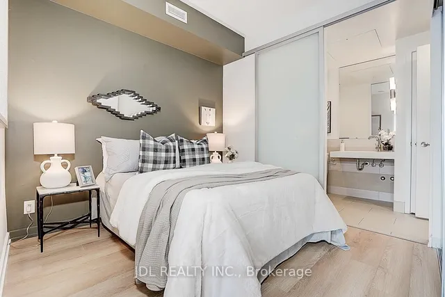 Additional property image - 390 CHERRY St Unit 1506
