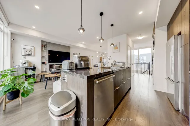 Additional property image - 25 Sonic Way