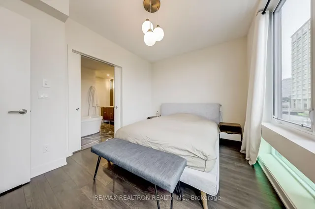 Additional property image - 25 Sonic Way