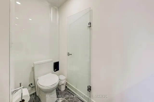Additional property image - 25 Sonic Way