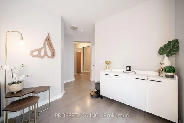 Additional property image - 219 Fort York Blvd Unit 203