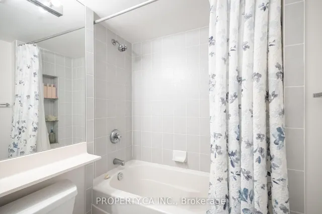 Additional property image - 219 Fort York Blvd Unit 203